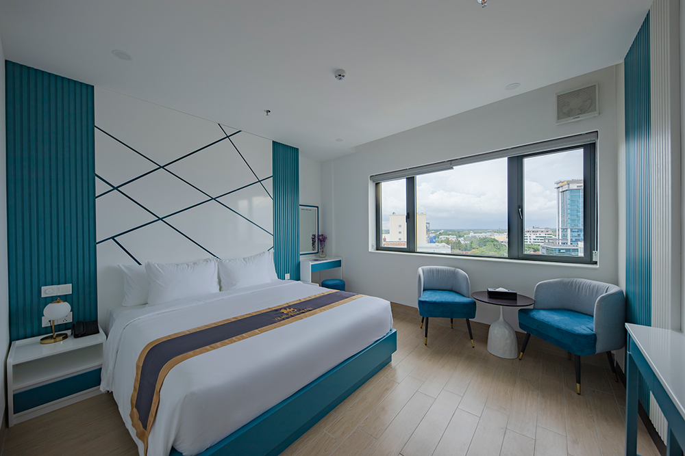 STANDARD-DOUBLE Room